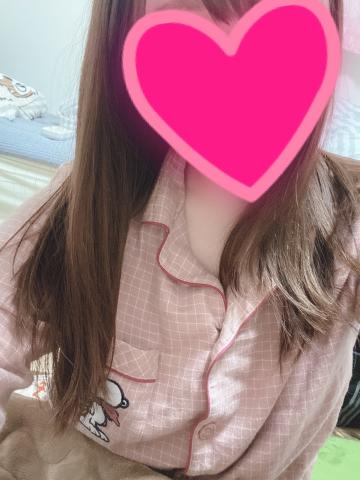 【パジャマ】