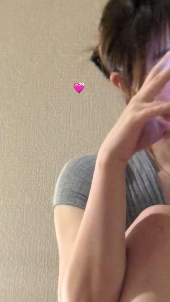 出勤 11:00〜15:00 ?